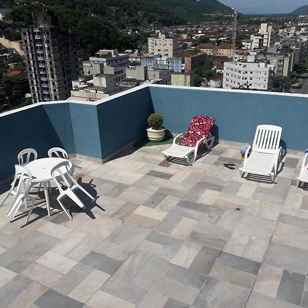 شقة 500M Da Praia, Predio Cm Piscina, 1Garagem, Wi-Fi 300 Mbps, Centro De Guaruja, Proximo A Praia E Comercio, Horarios Check-In E Check-Out Flexiveis, Churrasqueira, المظهر الخارجي الصورة