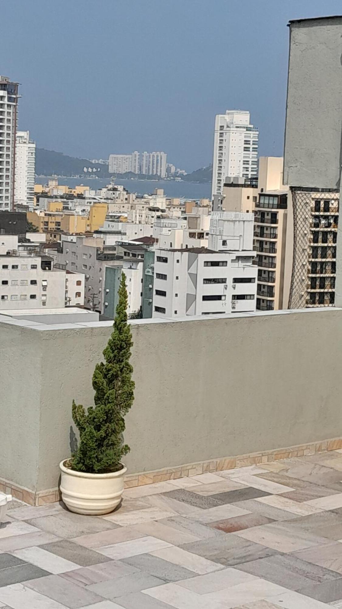500M Da Praia, Predio Cm Piscina, 1Garagem, Wi-Fi 300 Mbps, Centro De Guaruja, Proximo A Praia E Comercio, Horarios Check-In E Check-Out Flexiveis, Churrasqueira, المظهر الخارجي الصورة