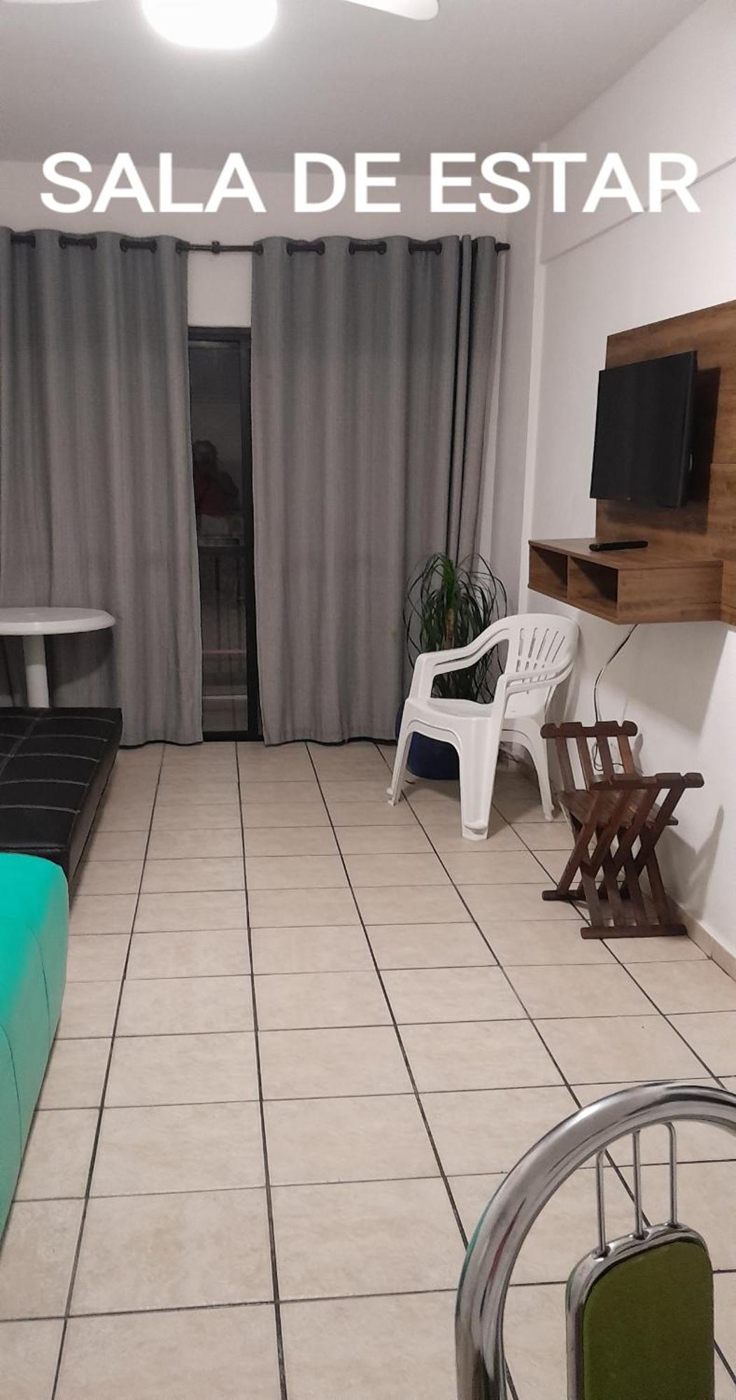 شقة 500M Da Praia, Predio Cm Piscina, 1Garagem, Wi-Fi 300 Mbps, Centro De Guaruja, Proximo A Praia E Comercio, Horarios Check-In E Check-Out Flexiveis, Churrasqueira, المظهر الخارجي الصورة